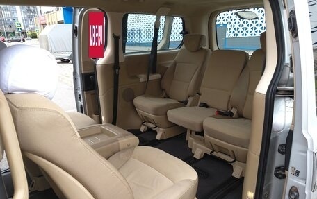 Hyundai Grand Starex Grand Starex I рестайлинг 2, 2008 год, 1 250 000 рублей, 15 фотография