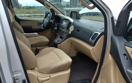 Hyundai Grand Starex Grand Starex I рестайлинг 2, 2008 год, 1 250 000 рублей, 21 фотография
