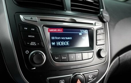 Hyundai Solaris II рестайлинг, 2015 год, 1 039 000 рублей, 12 фотография