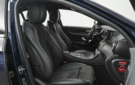 Mercedes-Benz E-Класс, 2021 год, 4 725 000 рублей, 8 фотография