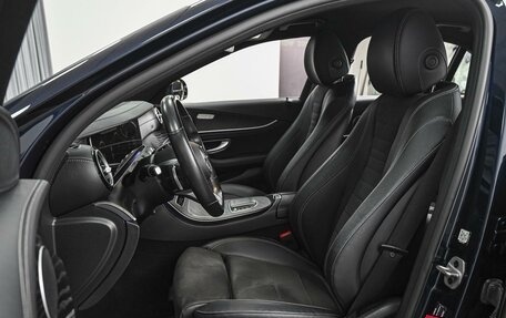 Mercedes-Benz E-Класс, 2021 год, 4 725 000 рублей, 10 фотография