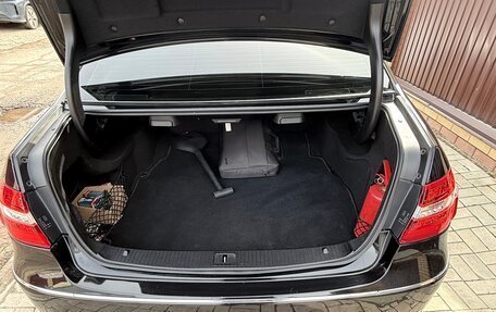 Mercedes-Benz E-Класс, 2012 год, 1 750 000 рублей, 2 фотография