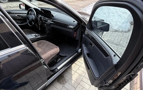 Mercedes-Benz E-Класс, 2012 год, 1 750 000 рублей, 4 фотография