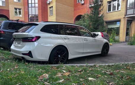 BMW 3 серия, 2020 год, 3 100 000 рублей, 2 фотография