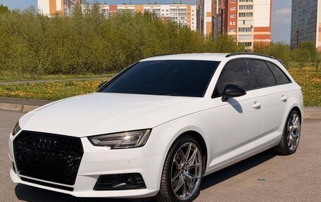 Audi A4, 2020 год, 1 990 000 рублей, 2 фотография