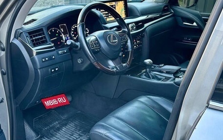 Lexus LX III, 2017 год, 6 680 000 рублей, 8 фотография