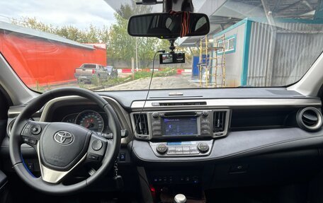 Toyota RAV4, 2013 год, 1 680 000 рублей, 21 фотография