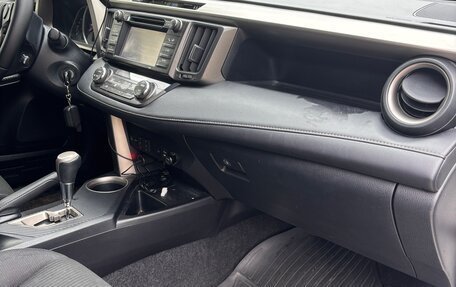 Toyota RAV4, 2013 год, 1 680 000 рублей, 16 фотография