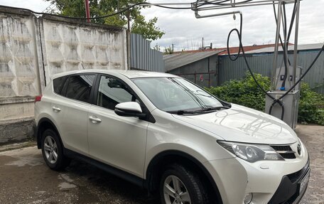 Toyota RAV4, 2013 год, 1 680 000 рублей, 27 фотография