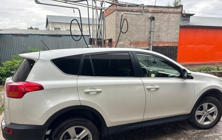 Toyota RAV4, 2013 год, 1 680 000 рублей, 28 фотография