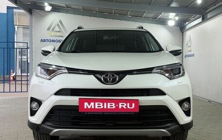 Toyota RAV4, 2018 год, 2 349 000 рублей, 8 фотография
