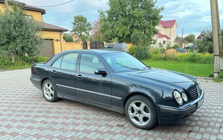 Mercedes-Benz E-Класс, 2000 год, 680 000 рублей, 11 фотография