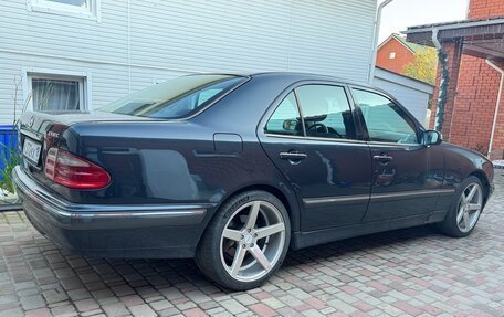 Mercedes-Benz E-Класс, 2000 год, 680 000 рублей, 8 фотография