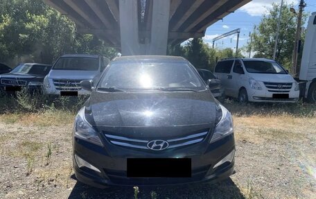 Hyundai Solaris II рестайлинг, 2016 год, 890 000 рублей, 1 фотография