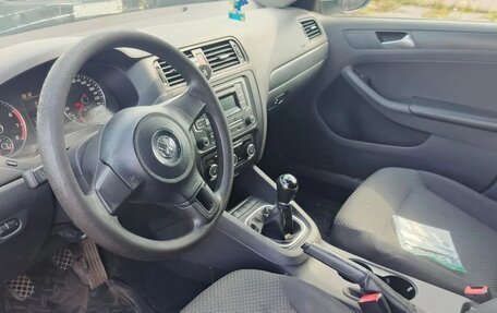 Volkswagen Jetta VI, 2013 год, 534 000 рублей, 3 фотография
