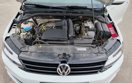 Volkswagen Jetta VI, 2017 год, 1 062 000 рублей, 3 фотография