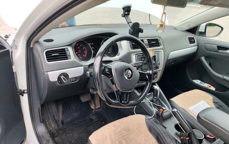 Volkswagen Jetta VI, 2017 год, 1 062 000 рублей, 15 фотография
