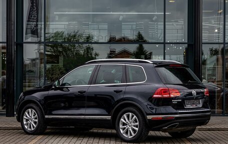 Volkswagen Touareg III, 2015 год, 2 345 000 рублей, 4 фотография