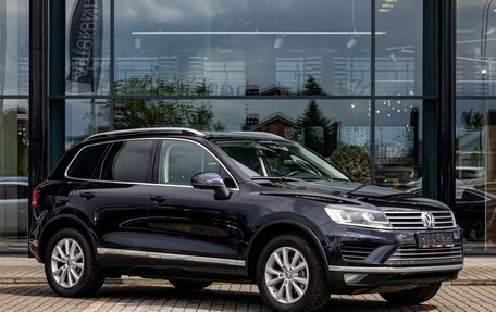 Volkswagen Touareg III, 2015 год, 2 345 000 рублей, 3 фотография