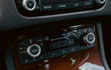 Volkswagen Touareg III, 2015 год, 2 345 000 рублей, 15 фотография