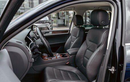 Volkswagen Touareg III, 2015 год, 2 345 000 рублей, 11 фотография
