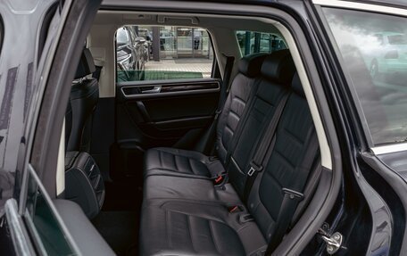 Volkswagen Touareg III, 2015 год, 2 345 000 рублей, 17 фотография