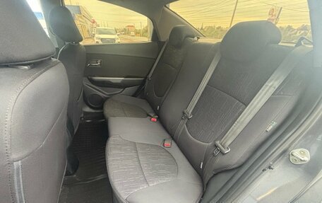 KIA Rio III рестайлинг, 2013 год, 930 000 рублей, 20 фотография