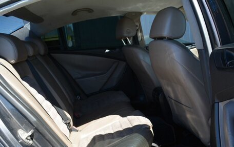 Volkswagen Passat B6, 2005 год, 429 999 рублей, 16 фотография