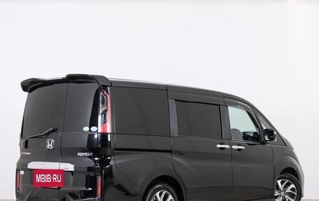 Honda Stepwgn IV, 2015 год, 1 699 000 рублей, 7 фотография