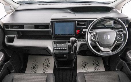 Honda Stepwgn IV, 2015 год, 1 699 000 рублей, 11 фотография