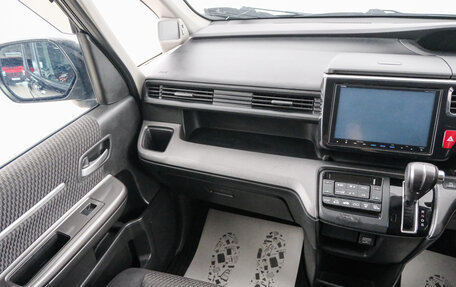 Honda Stepwgn IV, 2015 год, 1 699 000 рублей, 12 фотография