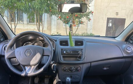 Renault Logan II, 2017 год, 590 000 рублей, 6 фотография