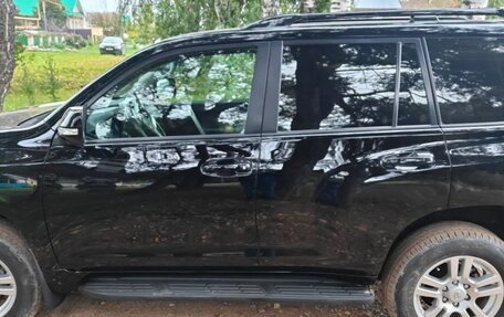 Toyota Land Cruiser Prado 150 рестайлинг 2, 2013 год, 3 500 000 рублей, 2 фотография