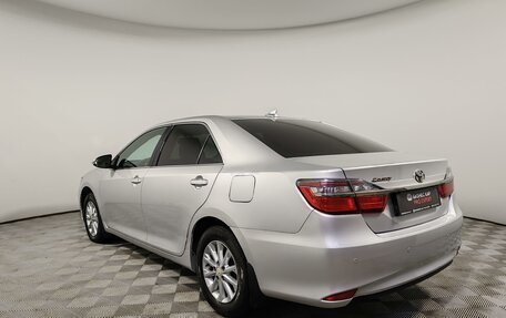 Toyota Camry, 2017 год, 1 899 000 рублей, 7 фотография