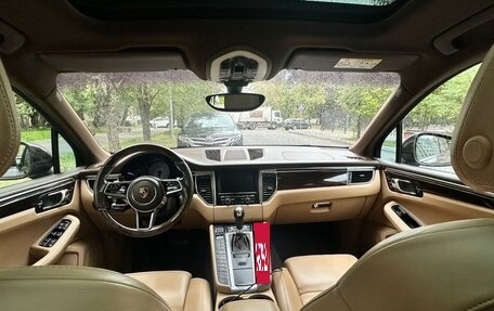 Porsche Macan I рестайлинг, 2015 год, 2 700 000 рублей, 8 фотография