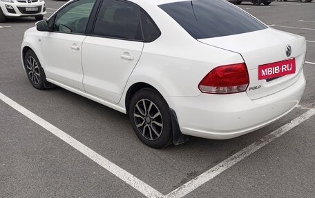 Volkswagen Polo VI (EU Market), 2011 год, 700 000 рублей, 6 фотография