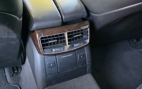 Audi A8, 2010 год, 1 400 000 рублей, 7 фотография