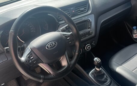 KIA Rio III рестайлинг, 2014 год, 800 000 рублей, 10 фотография