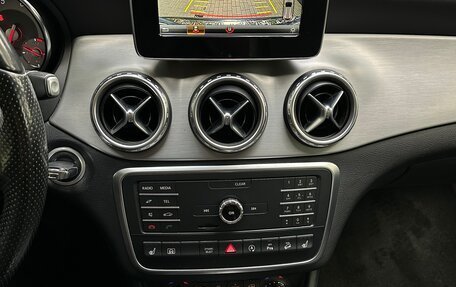 Mercedes-Benz GLA, 2016 год, 1 320 000 рублей, 15 фотография