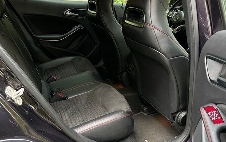Mercedes-Benz GLA, 2016 год, 1 320 000 рублей, 10 фотография