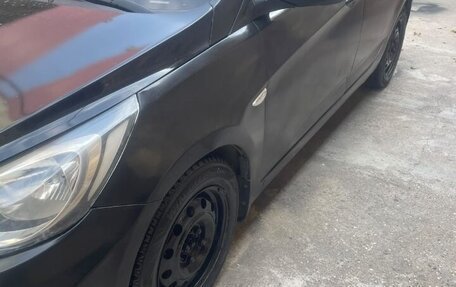 Hyundai Solaris II рестайлинг, 2011 год, 340 000 рублей, 2 фотография