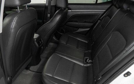 Hyundai Avante, 2016 год, 1 250 000 рублей, 15 фотография