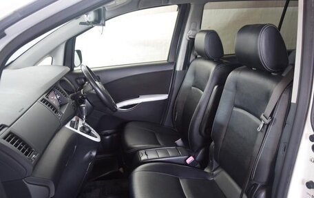 Toyota ISis I, 2017 год, 1 440 000 рублей, 12 фотография