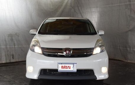 Toyota ISis I, 2017 год, 1 440 000 рублей, 10 фотография