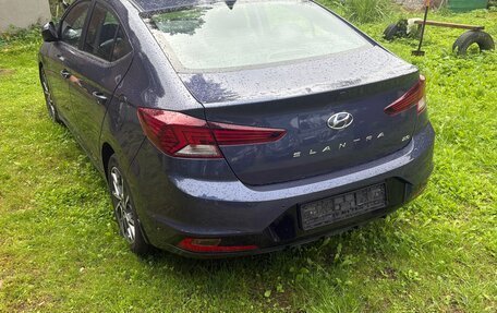 Hyundai Elantra VI рестайлинг, 2019 год, 2 000 000 рублей, 3 фотография