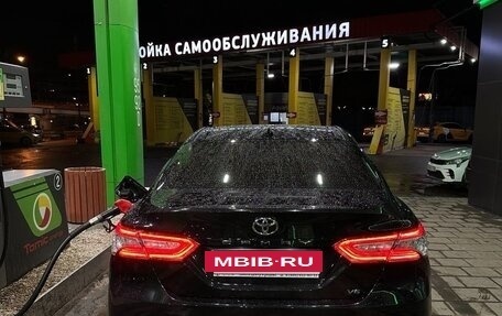 Toyota Camry, 2021 год, 3 000 000 рублей, 3 фотография