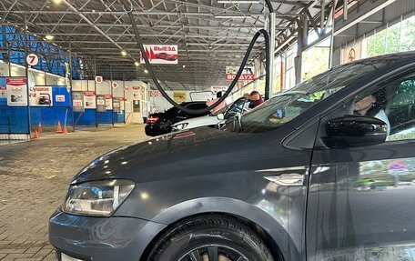 Volkswagen Polo VI (EU Market), 2018 год, 750 000 рублей, 3 фотография