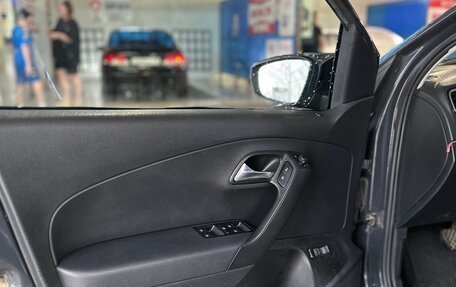 Volkswagen Polo VI (EU Market), 2018 год, 750 000 рублей, 16 фотография