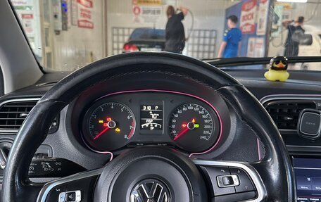 Volkswagen Polo VI (EU Market), 2018 год, 750 000 рублей, 17 фотография