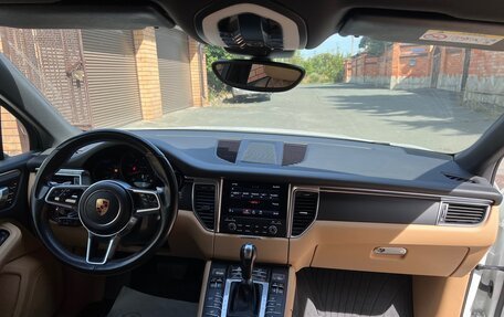 Porsche Macan I рестайлинг, 2018 год, 3 300 000 рублей, 12 фотография